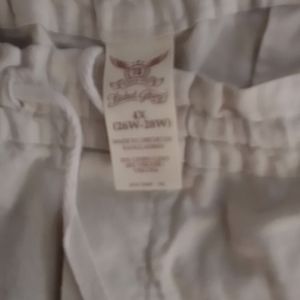Women's cargo shorts